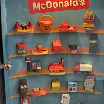 McDonald's - Lil McDs - Burgers Near Me - Lakewood, Colorado McDonald's - Lil McDs - Burgers Near Me - Lakewood, Colorado