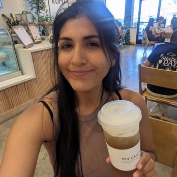 Mirakuru - White peach oolong tea with foam 50% sweet so good! - Coffee & Tea Near Me - Garden Grove, California Mirakuru - White peach oolong tea with foam 50% sweet so good! - Coffee & Tea Near Me - Garden Grove, California