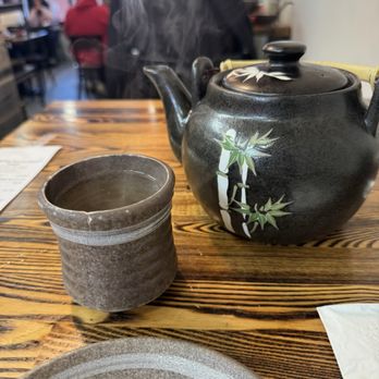Dumpling Hours - Chrysanthemum Tea, perfect start on a chilly afternoon - Dim Sum Near Me - Walnut Creek, California