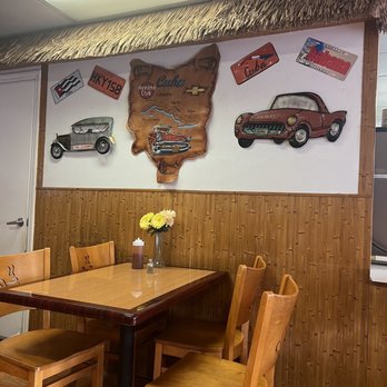 Sol Cubano - Ambience - Cuban Near Me - North Highlands, California Sol Cubano - Ambience - Cuban Near Me - North Highlands, California