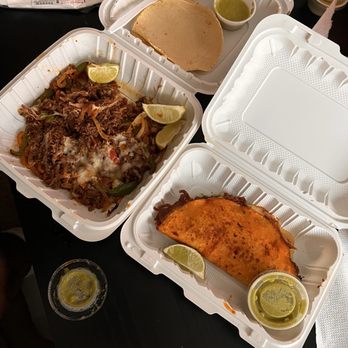 Tacos Gomez - Food Trucks Near Me - Charlottesville, Virginia Tacos Gomez - Food Trucks Near Me - Charlottesville, Virginia