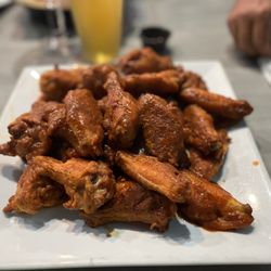Island Wing Company Grill & Bar - Gulf Shores - 30 piece tiki fire