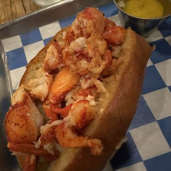 Drift - Lobster roll - Seafood Near Me - Essex, Connecticut Drift - Lobster roll - Seafood Near Me - Essex, Connecticut