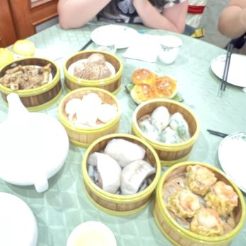 Golden Lake Pavilion - Dim Sum Near Me - Flushing, New York Golden Lake Pavilion - Dim Sum Near Me - Flushing, New York