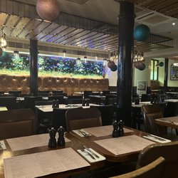 Steak & Co - Inner dinning area