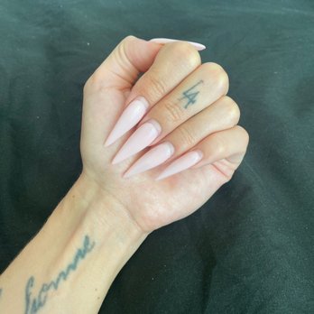Chill Nails - After three weeks still intact and in shape just grown out - Nail Salons Near Me - North Hollywood, California