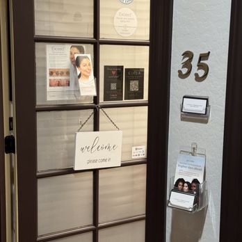 Classic Complexion Aesthetics - Aestheticians Near Me - Scottsdale, Arizona Classic Complexion Aesthetics - Aestheticians Near Me - Scottsdale, Arizona
