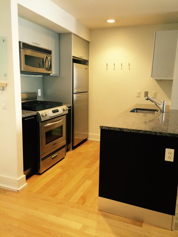 ORION CONDOS Updated October 2024 11 Reviews 350 W 42nd St, New