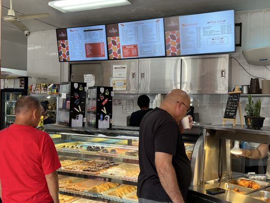 La Familia Bakery 2 by null