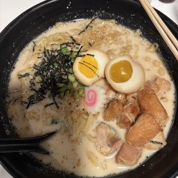 Ramen Mafia - Black Garlic Tonkotsu with chicken - Japanese Near Me - Winston-Salem, North Carolina