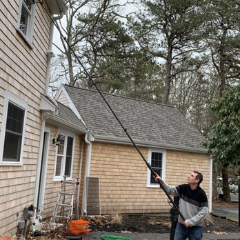Top Notch Window Cleaning - Water fed pole with pure water window cleaning - Window Washing Near Me - Hyannis, Massachusetts Top Notch Window Cleaning - Water fed pole with pure water window cleaning - Window Washing Near Me - Hyannis, Massachusetts