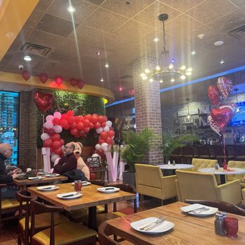 Noches de Colombia - Spanish Near Me - Englewood, New Jersey Noches de Colombia - Spanish Near Me - Englewood, New Jersey