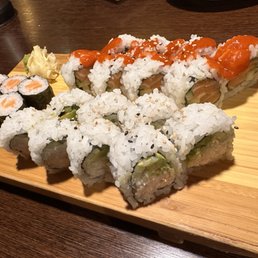 Spicy Salmon Combo