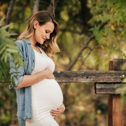 Shannon Wight Photography - Newborn Photography Maternity Photography Children and Family Photographer Senior Portraits Photographer Engagement Photography
