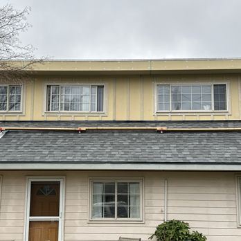 Contemporary Quarters - Burien - Seattle Exterior Remodel. Siding, Soffits, Roofing, Deck, Railing, Paint - General Contractors Near Me Contemporary Quarters - Burien - Seattle Exterior Remodel. Siding, Soffits, Roofing, Deck, Railing, Paint - General Contractors Near Me