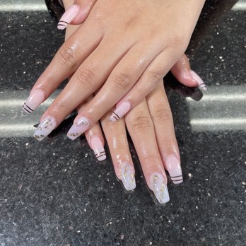 MD Nail Spa - My daughters Nails done by Natalee - Nail Salons Near Me - Las Vegas, Nevada