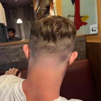 Mike's Barbershops - What they consider a "low fade v cut" - Barbers Near Me - Mesa, Arizona Mike's Barbershops - What they consider a "low fade v cut" - Barbers Near Me - Mesa, Arizona