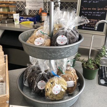 New Moon Market - Heartsong Cookies stand - Vegan Near Me - Orlando, Florida New Moon Market - Heartsong Cookies stand - Vegan Near Me - Orlando, Florida