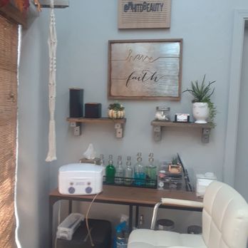 Project Blonde - Hair Salons Near Me - Modesto, California