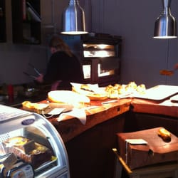 Heritage Deli - Fresh pastries and pies