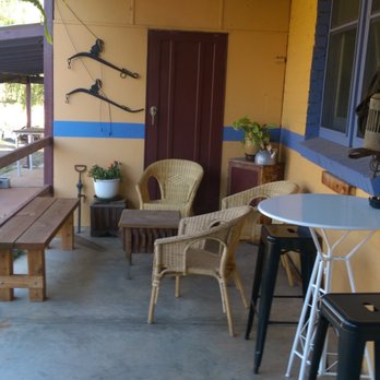 The Woolpack Hotel - Beer Garden - Hotels Near Me - St Arnaud, VIC