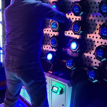 Dave & Buster's Northridge - Speed of light - Arcades Near Me - Northridge, California