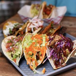The Taco 105 - Mush-vegan Thailand Bang bang Hawaiian