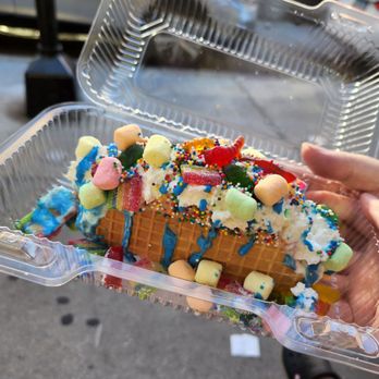 Dessert Dealer - Unicorn Dreams - Desserts Near Me - Chicago, Illinois Dessert Dealer - Unicorn Dreams - Desserts Near Me - Chicago, Illinois