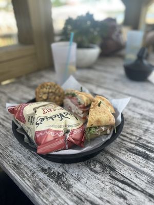 Eat Drink Love & 701 Craft by null