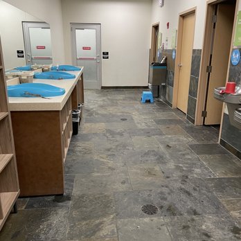 Foss Swim School - Changing tables and bathrooms. - Swimming Lessons/Schools Near Me - Chicago, Illinois