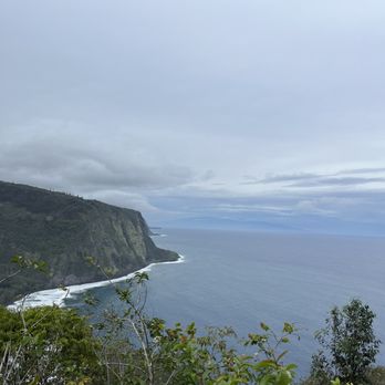 Waipi’o Valley Lookout - View - Hiking Near Me - Honokaa, Hawaii Waipi’o Valley Lookout - View - Hiking Near Me - Honokaa, Hawaii