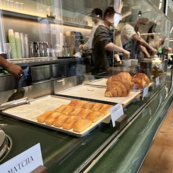 12 Matcha - Interior - Cafes Near Me - New York, New York