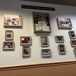Gregory's Family Restaurant - Family restaurant decor