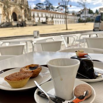 Pastelaria Alcôa - Bakeries Near Me - Alcobaça, 10