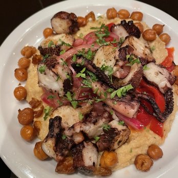La Marcha Tapas Bar - Octopus with chickpeas - Spanish Near Me - Berkeley, California La Marcha Tapas Bar - Octopus with chickpeas - Spanish Near Me - Berkeley, California