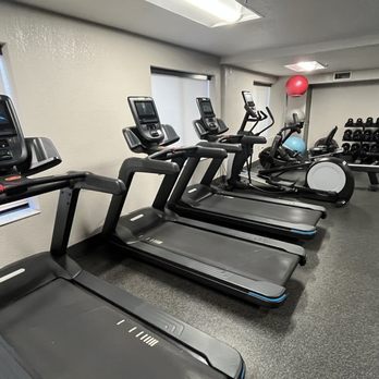 Hampton Inn Phoenix-Biltmore - Hotels Near Me - Phoenix, Arizona Hampton Inn Phoenix-Biltmore - Hotels Near Me - Phoenix, Arizona