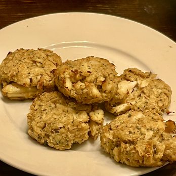 Fork And Hive - Jumbo lump crab cakes - Personal Chefs Near Me Fork And Hive - Jumbo lump crab cakes - Personal Chefs Near Me