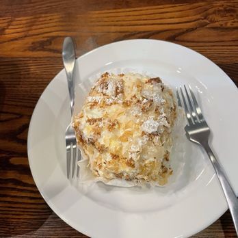 Mamma G's Ristorante - Cake with pineapple and cream - Italian Near Me - Rochester, New York Mamma G's Ristorante - Cake with pineapple and cream - Italian Near Me - Rochester, New York