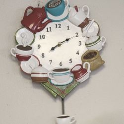 AJ's Family Diner - Quirky clock