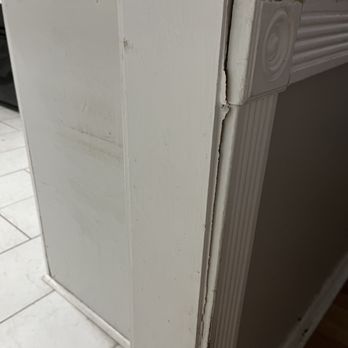 St Augustine Kitchen and Bath - Cracked door frame and unfinished corner - Flooring Near Me - Saint Augustine, Florida