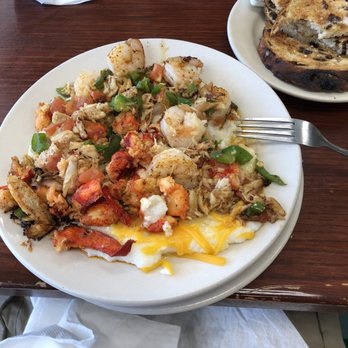 Bear E Patch Cafe - Ultimate Harbor Plate - Diners Near Me - Charleston, South Carolina Bear E Patch Cafe - Ultimate Harbor Plate - Diners Near Me - Charleston, South Carolina