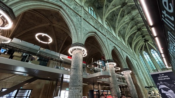 Book Store Dominicanen by null