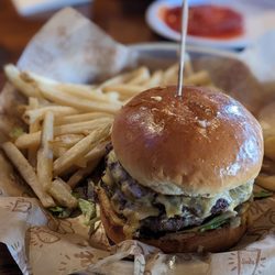 Kickin’ Chicken - Dorchester Road - burger