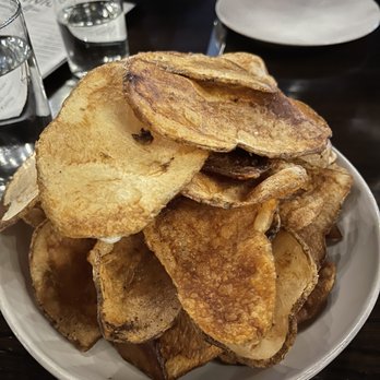 The Brookdale - Thick Hand Cut Chips - Bars Near Me - Bloomfield, New Jersey