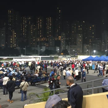 跑馬地馬場 - Always a huge and happy crowd for the weeknight races - Betting Centers Near Me - Hong Kong, HK