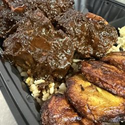 On Pointttt - Oxtail plate