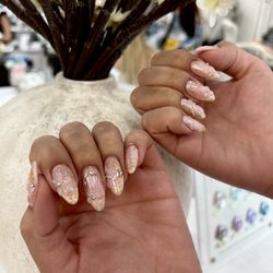 Lush Nail Studio