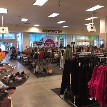 Nordstrom Rack - Shoe Stores Near Me - White Plains, New York