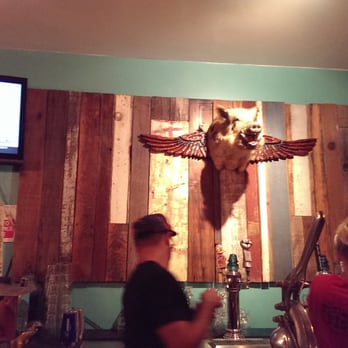 Flying Pig Pub & Kitchen - Da piggy! - Pubs Near Me - Oceanside, California