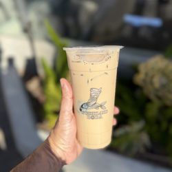 Wushiland Boba - Roasted oolong milk tea